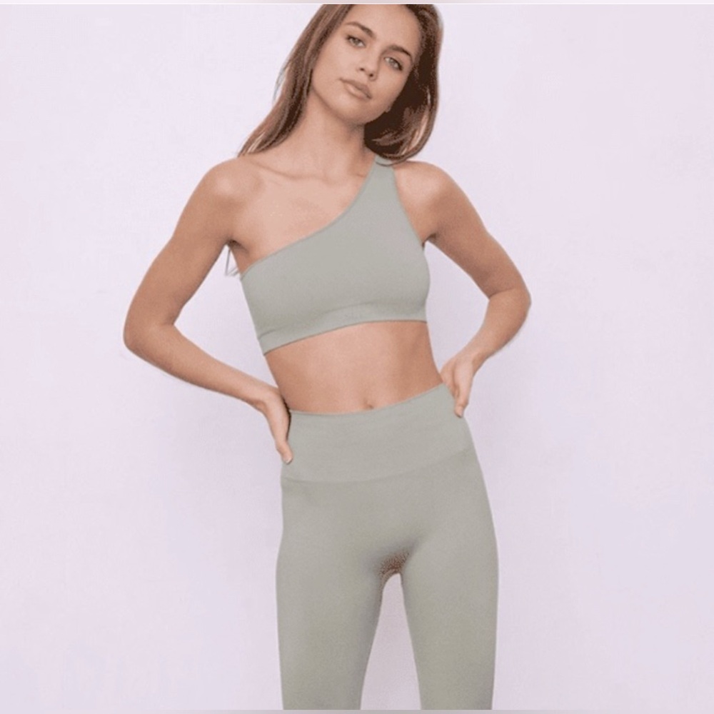 SET Active Green One-Shoulder Sports Bra
